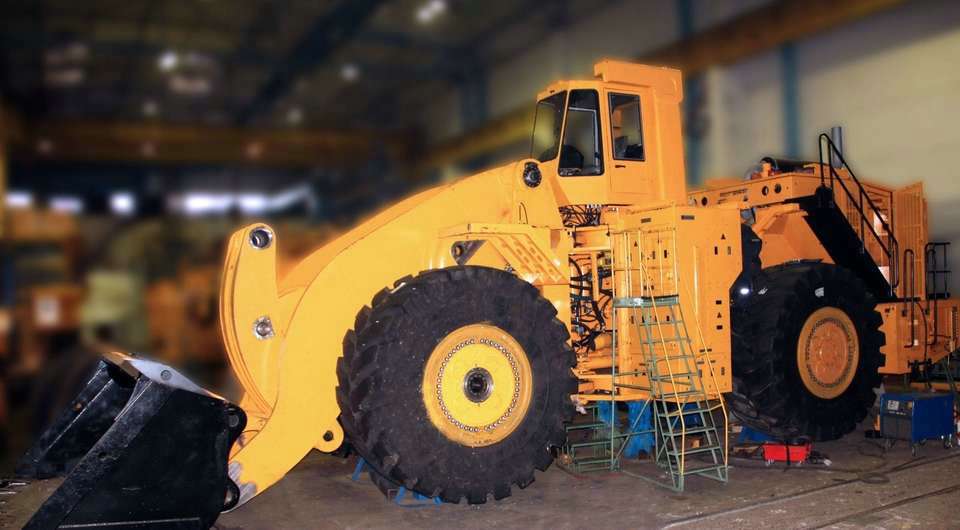 погрузчик БелАЗ-7822